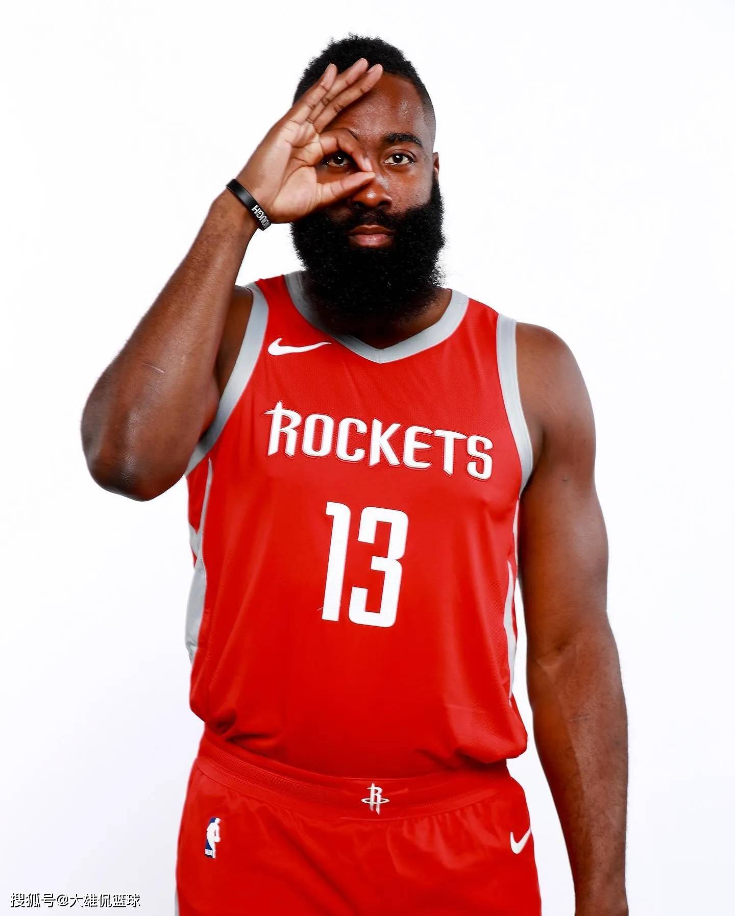 邦马蒂：对今年金球奖其实没太多期待；向梅西发起冲击？不会（邦马蒂：今年金球期待不高；不会去挑战梅西）