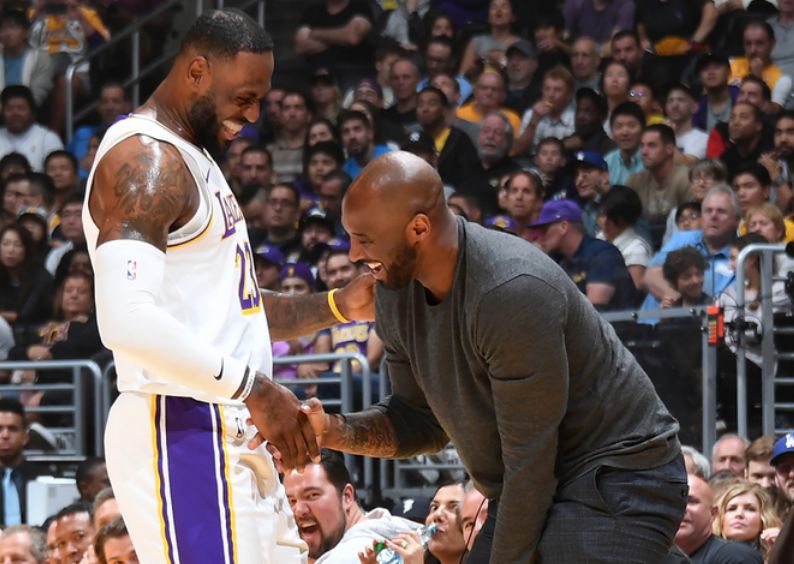 记者：红军已向科纳特开最后一份报价，若他接受将成顶薪之一（记者：利物浦向科纳特递上最终合同，若同意将跻身队内顶薪行列）