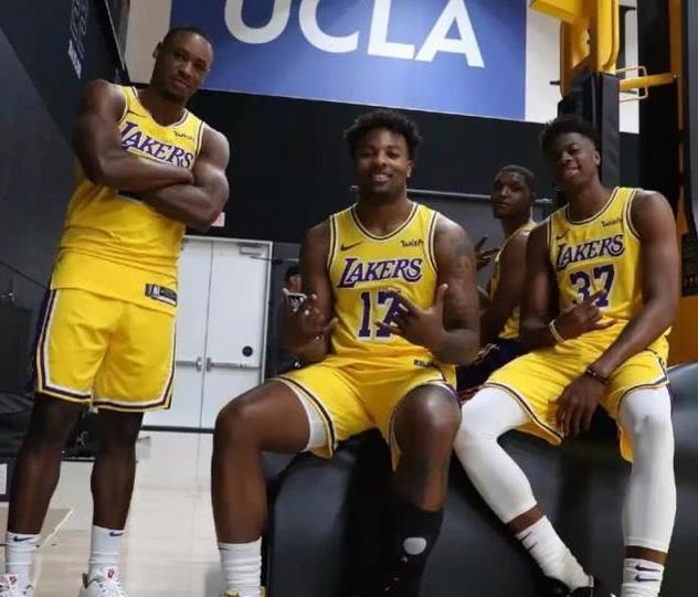 米体：对阵卡利亚里将成为弗格森的最后机会，否则将被退货（米体：与卡利亚里之战或为弗格森最后机会，否则恐遭退回）