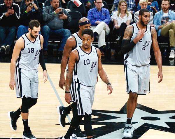 官方：约旦裁判组执法申花客战柔佛，马哈德迈赫担任主裁（官方确认：申花客战柔佛由约旦裁判组执法，马哈德迈赫主哨）