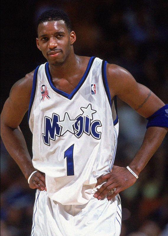 德天空：尤文关注匈牙利20岁中场托特，球员身价1500万欧（德国天空体育：尤文图斯有意引进20岁匈牙利中场托特，估值约1500万欧元）